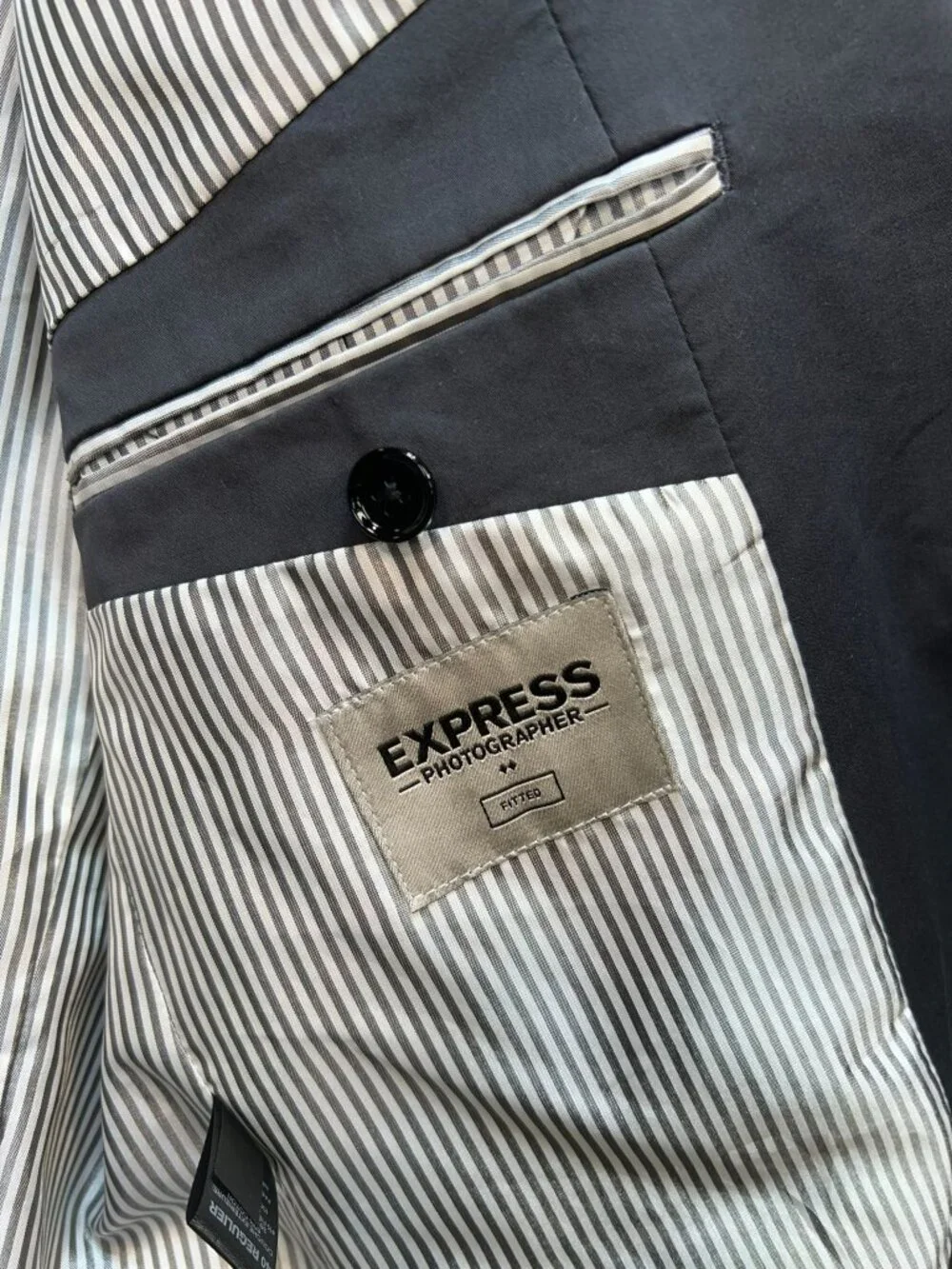 Express Men's Fitted Photographer Sport Blazer Coat Size 40R Gray Long Sleeve